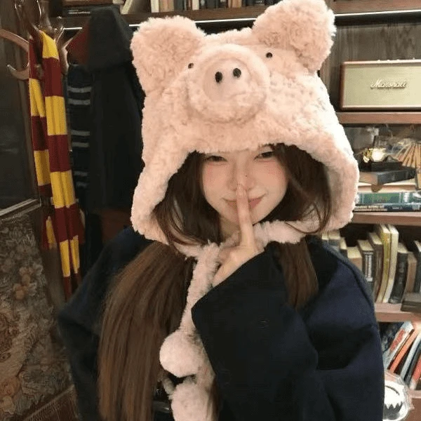 2024新毛茸茸卡通可爱小猪帽子秋冬季保暖防寒加绒包帽加厚款GG