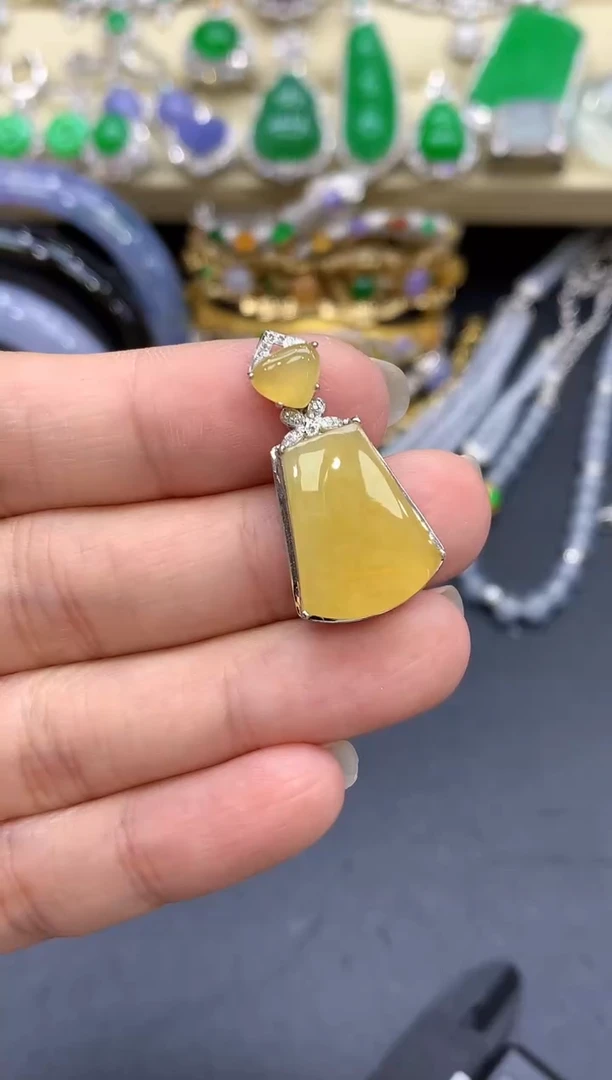 颈饰18K金镶嵌翡翠339-中国好珍宝