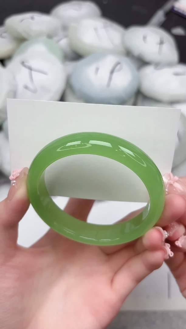 未镶嵌手镯石英质玉19-57.2