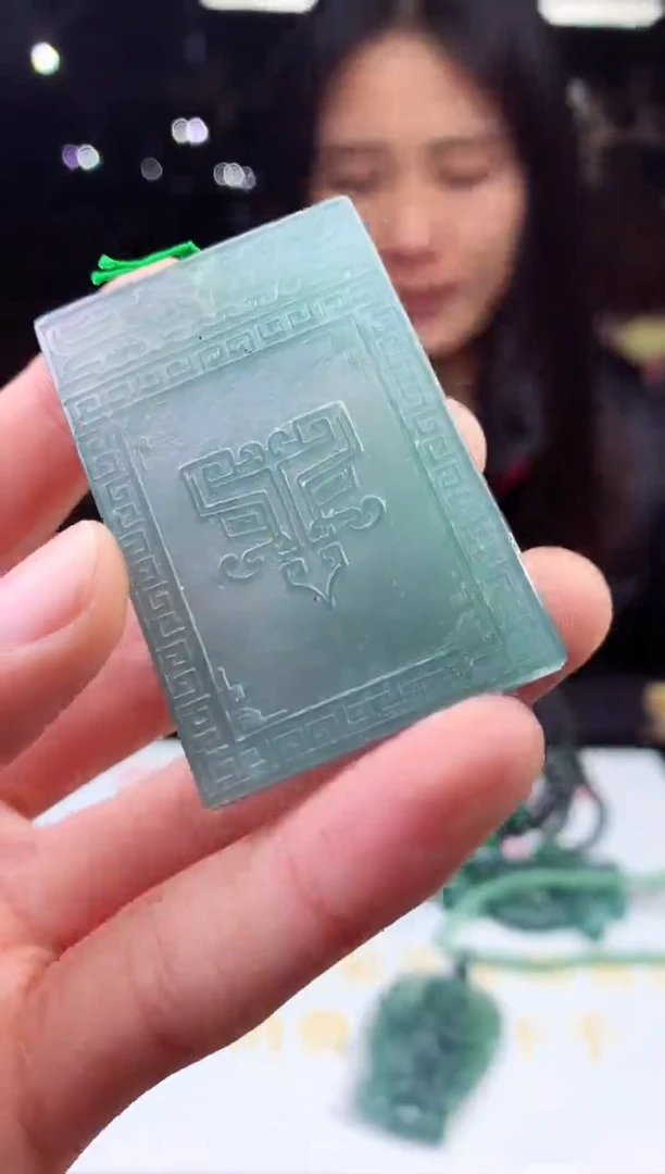 未镶嵌定制翡翠天然A货翡翠拍一发一