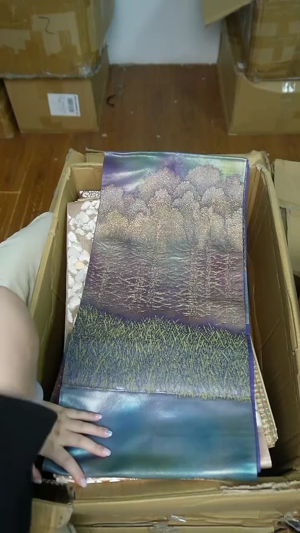 织绣可*极光水杉树