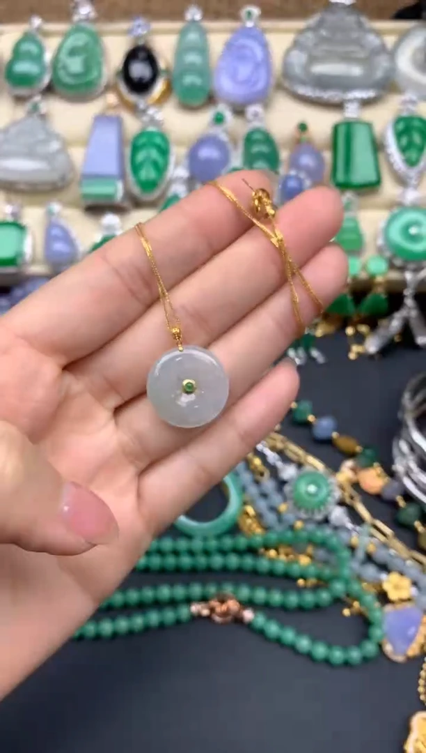 【闪购商品】翡翠颈饰18K金镶嵌115-中国好珍宝