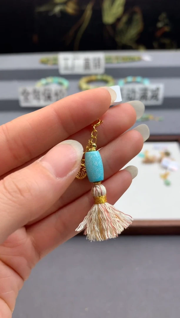 未镶嵌侧挂南红玛瑙茜.m221