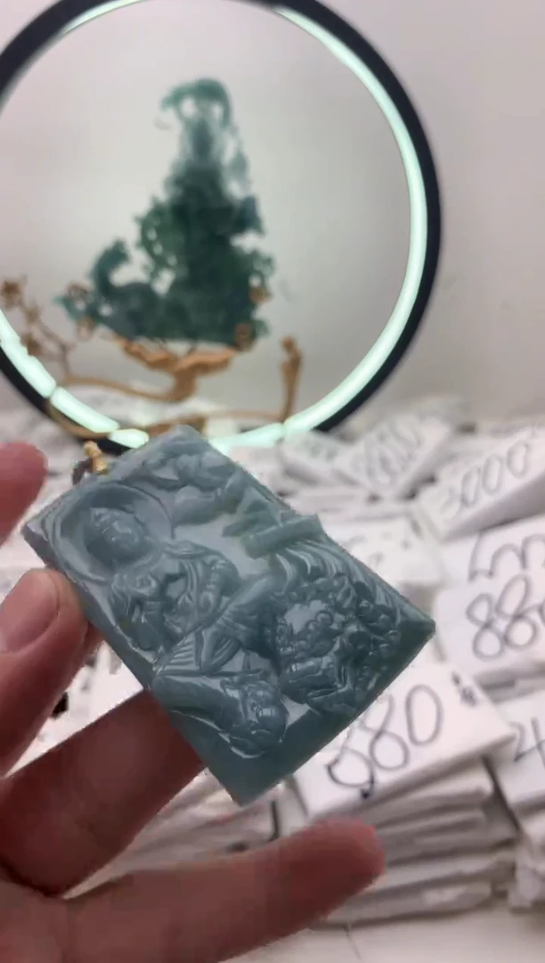 【闪购商品】翡翠颈饰未镶嵌文殊