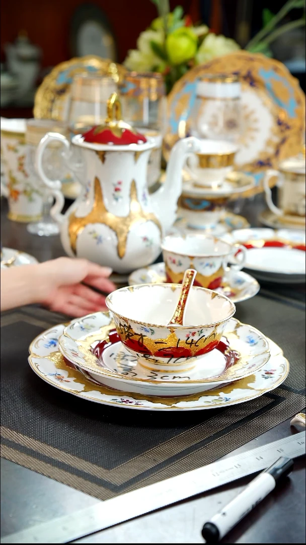 瓷片9英寸平盘+5.5英寸碗+小勺 6套  +11寸大盘2个