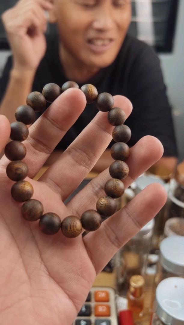 沉香手串沉水浮陆河1.0圆珠单圈11克多样性发一