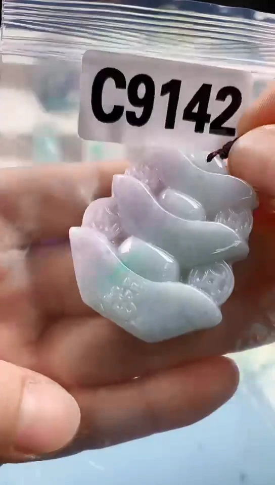 翡翠未镶嵌颈饰天然翡翠吊坠挂件