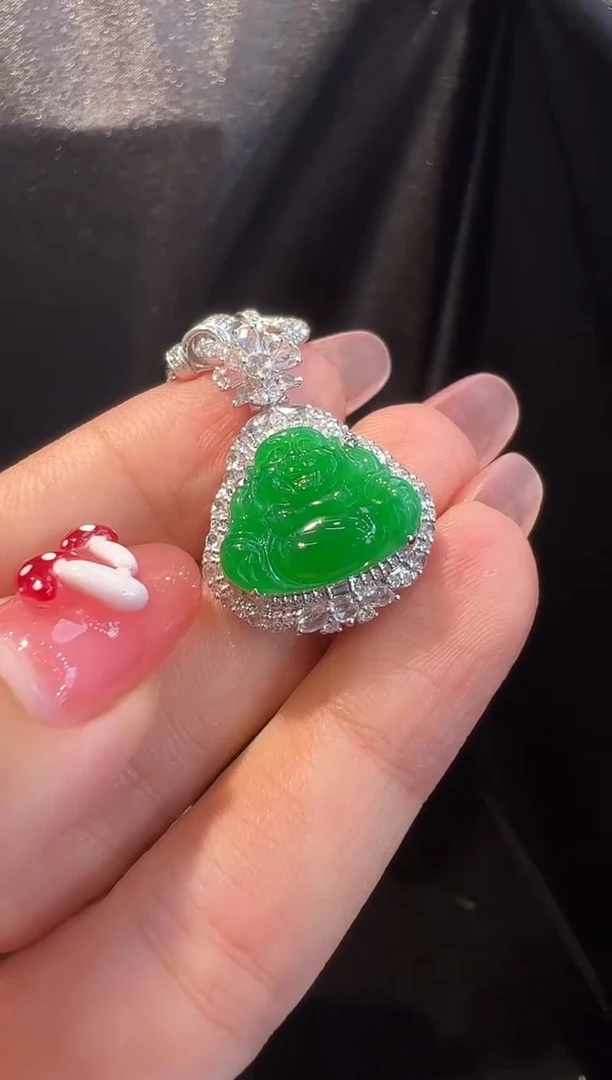 翡翠18K金镶嵌吊坠(不含链)我**小总价2.48万分单