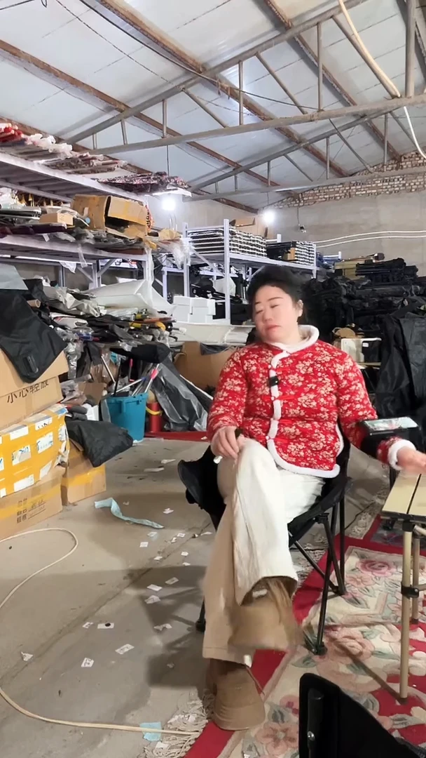 铁低背月亮椅  黑色