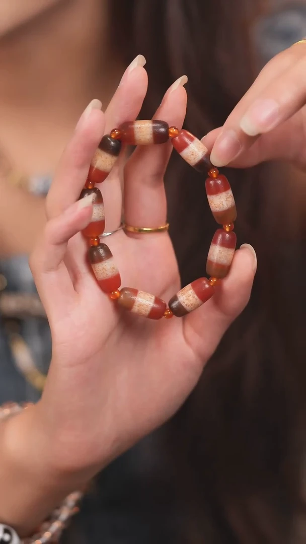 未镶嵌颈饰玛瑙/玉髓（覆膜）传世珠宝