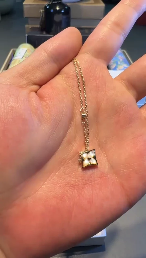 名品折扣名品折扣名品折扣