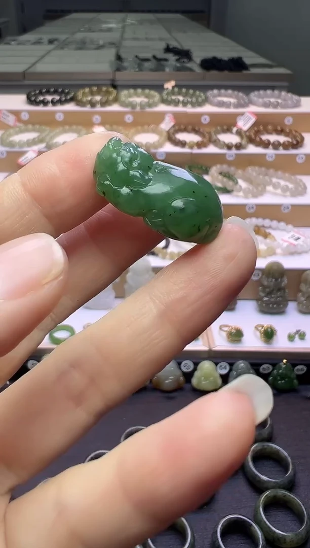 颈饰未镶嵌和田玉105号链接