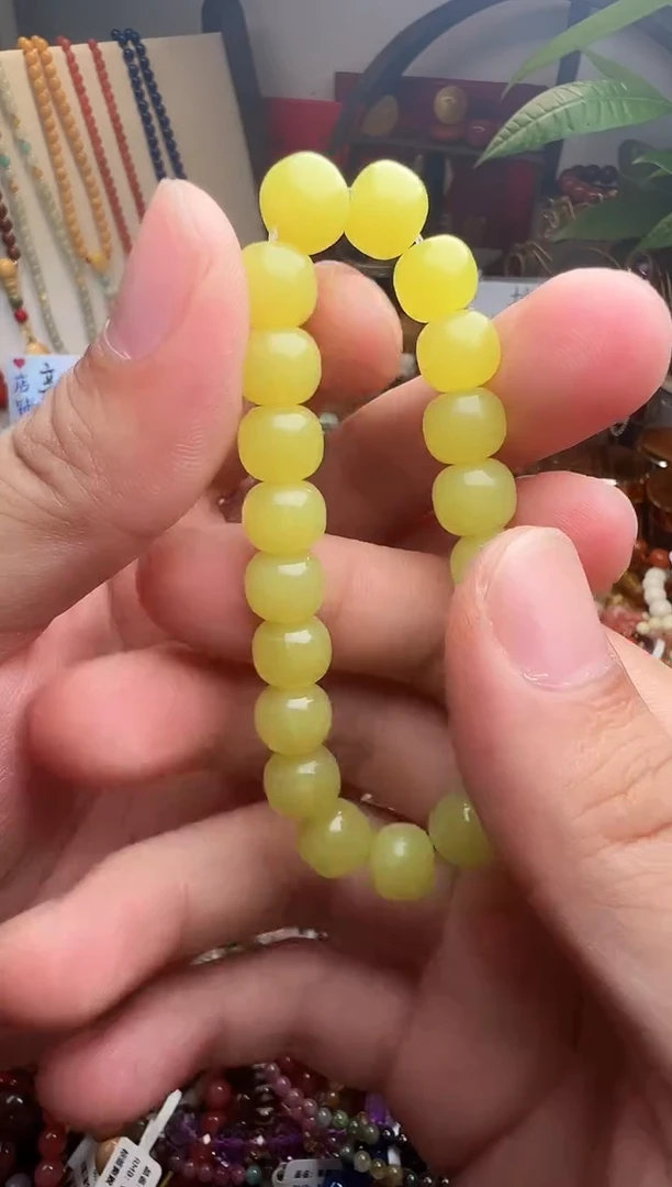 未镶嵌岫玉手链是**呀（一物一件）010811