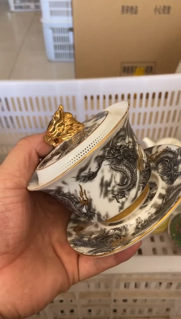 杯无运费险有瑕疵的摄影的产品有使用过的痕迹有点脏介意勿拍