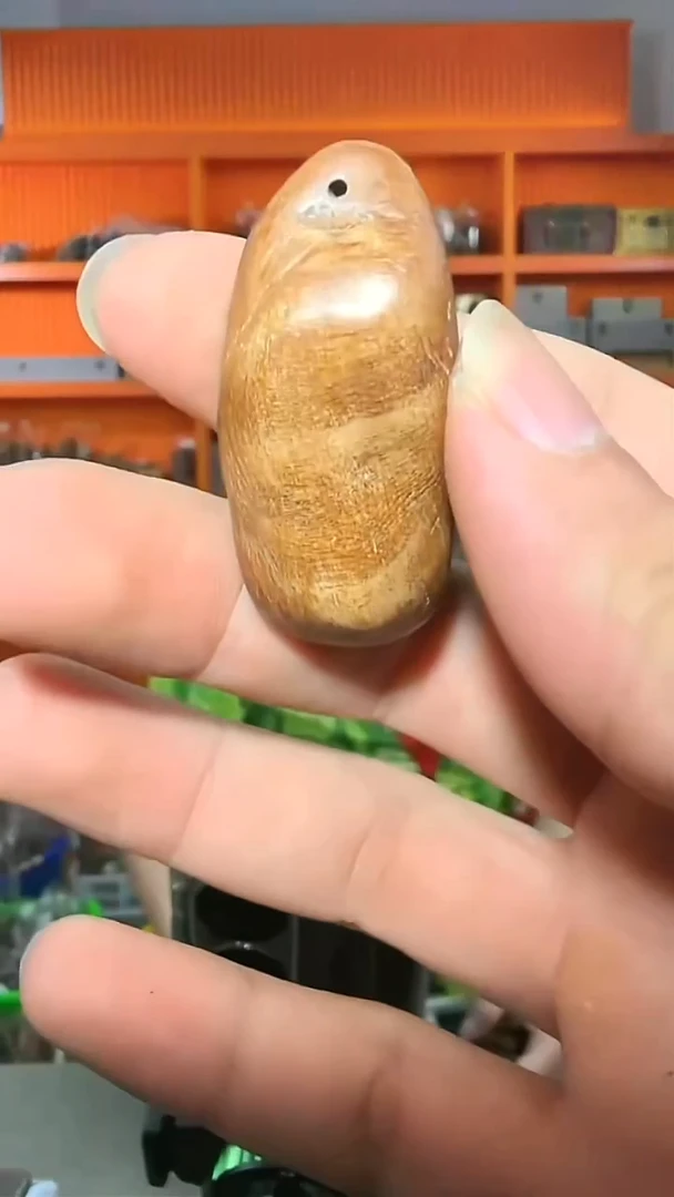 沉香吊坠258号多样性发一