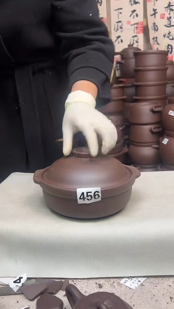 宜兴紫砂微瑕1升煲仔锅456