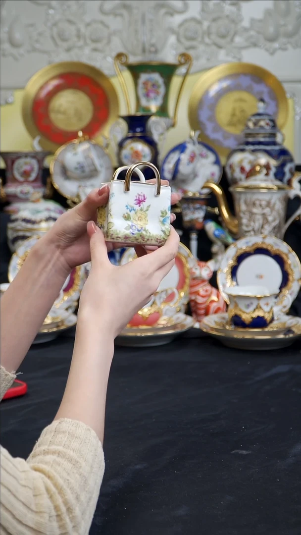 骨瓷婷婷中古器物如图所示124