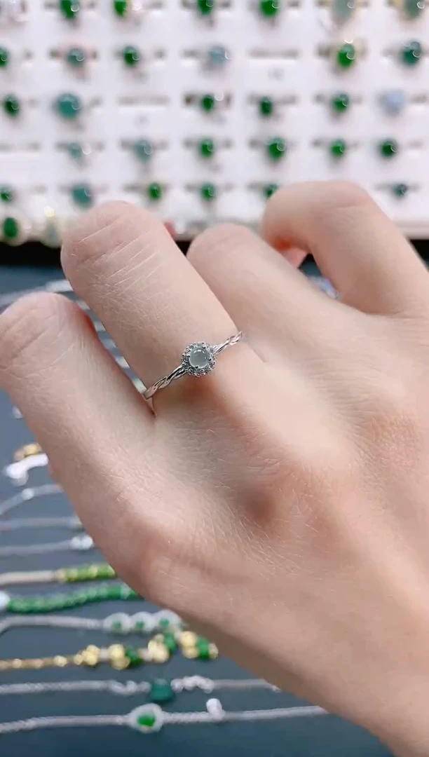 【闪购商品】翡翠戒指银S925镶嵌天然翡翠