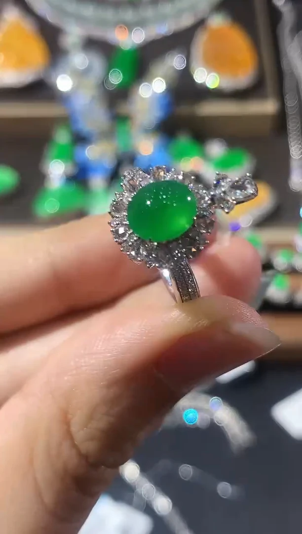 18K金镶嵌戒指翡翠C151