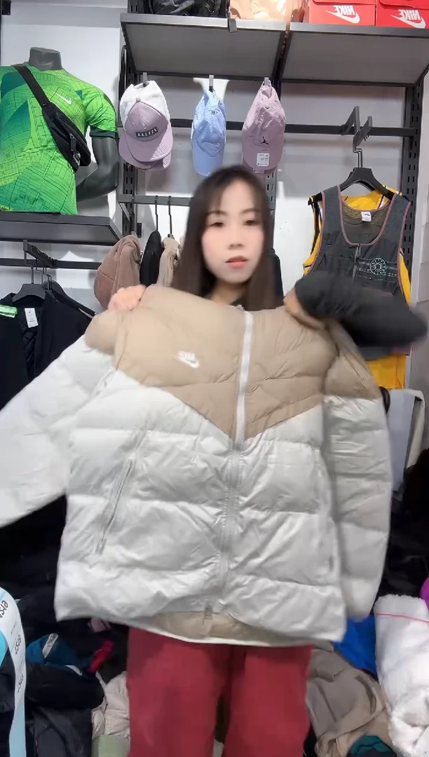 1217    编码 瑕疵款直播间过款为准 尺码 XL180