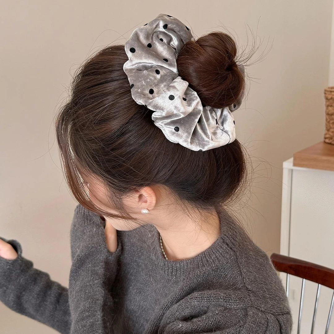 超好看的丝绒波点大肠发圈温柔氛围感大号低马尾发绳丸子头绳发饰