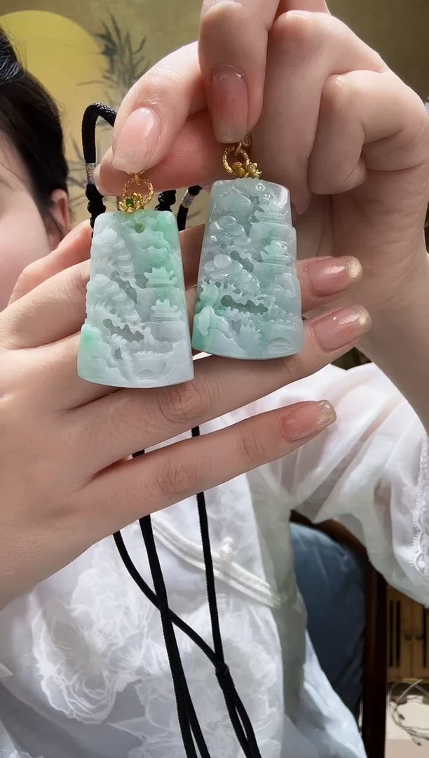 颈饰未镶嵌翡翠多样发其一个