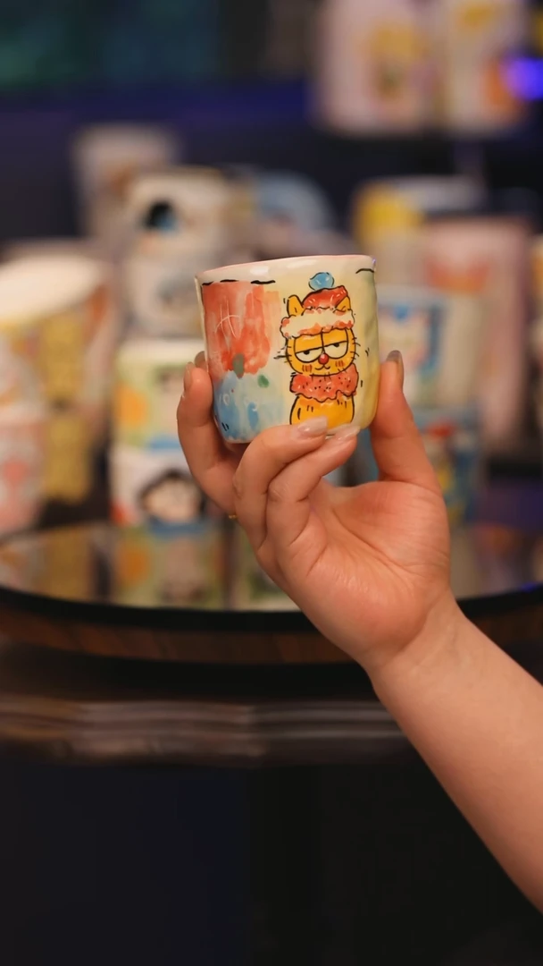 【闪购商品】摆件景德镇釉下彩绘设计师款式陶瓷