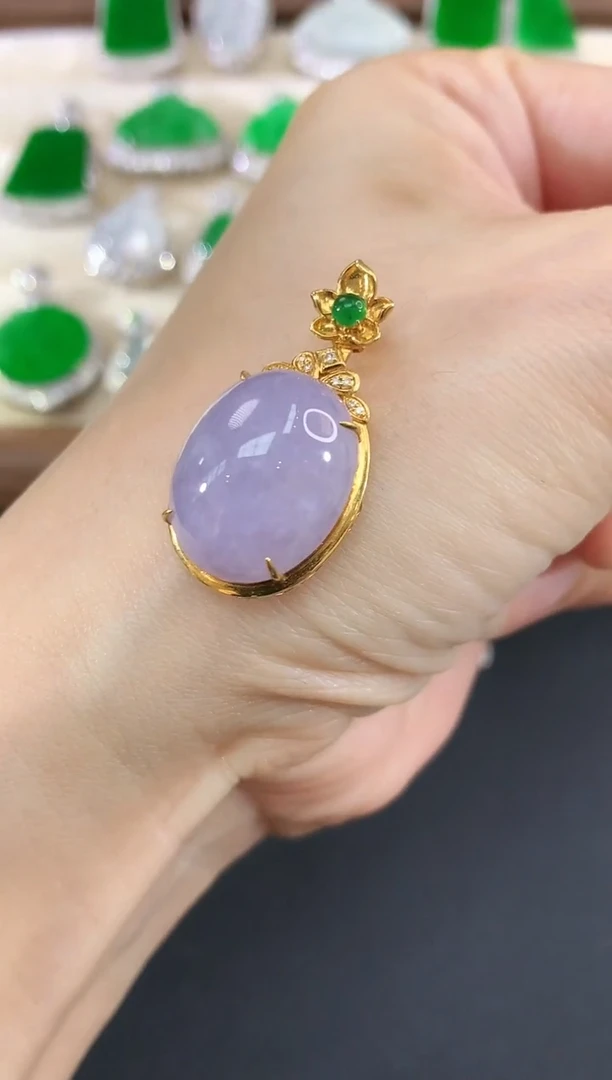 吊坠(不含链)18K金镶嵌翡翠37|3980