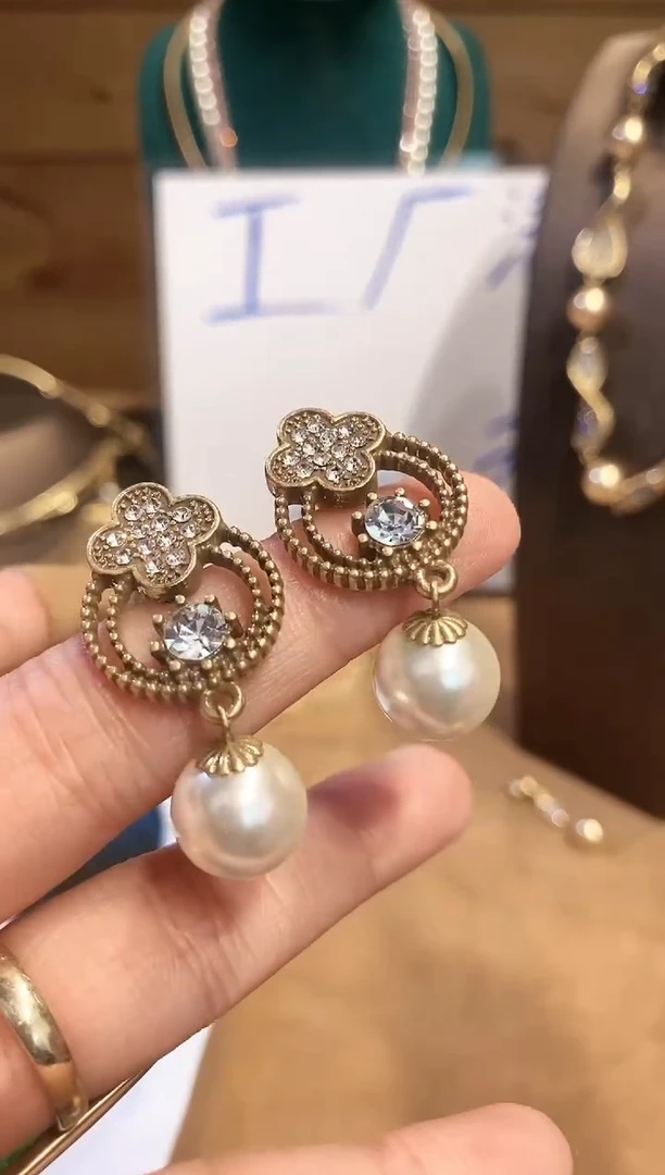 铜合金无925银时尚经典中古饰品