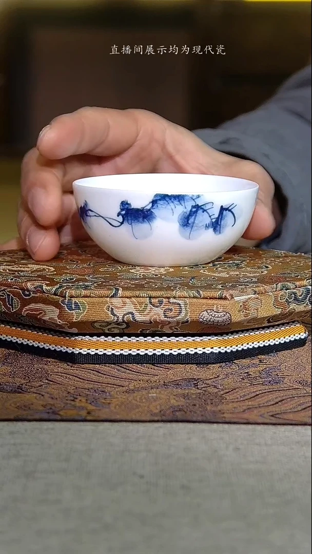 景德镇全手绘高温青花普洱（微瑕）