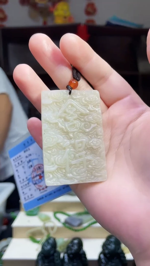 和田玉未镶嵌颈饰1