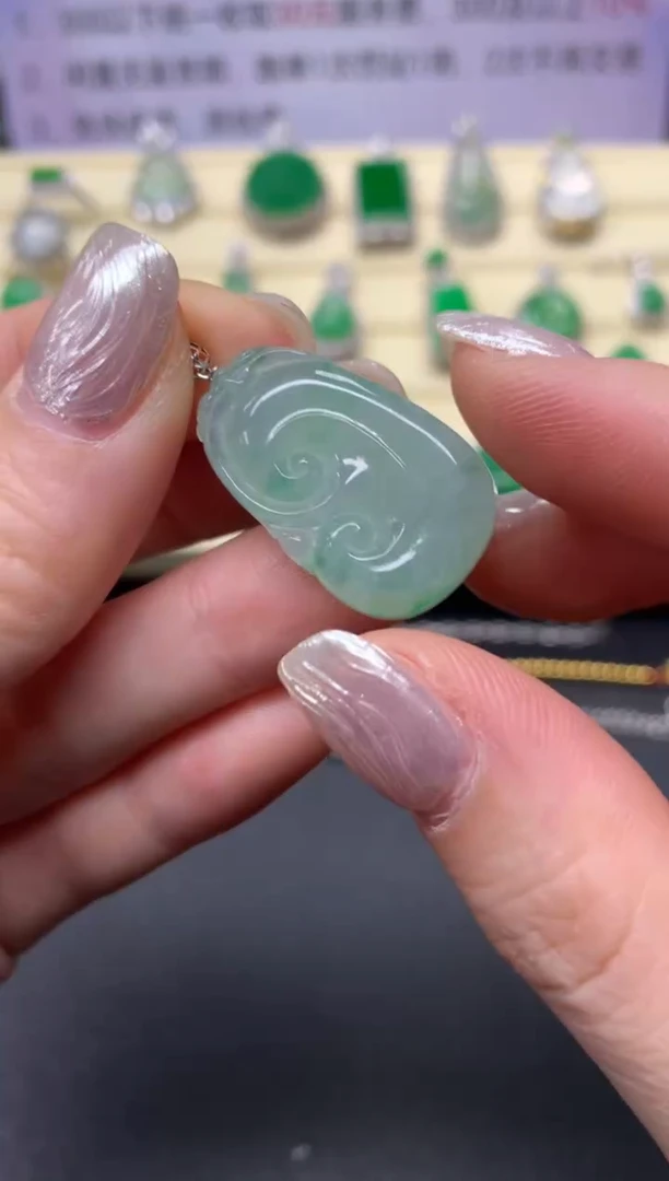 【闪购商品】翡翠吊坠(不含链)18K金镶嵌吊坠|600+60