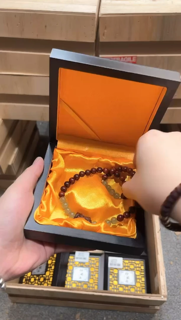 陈氏文玩云仓木制类手串无礼盒SP057