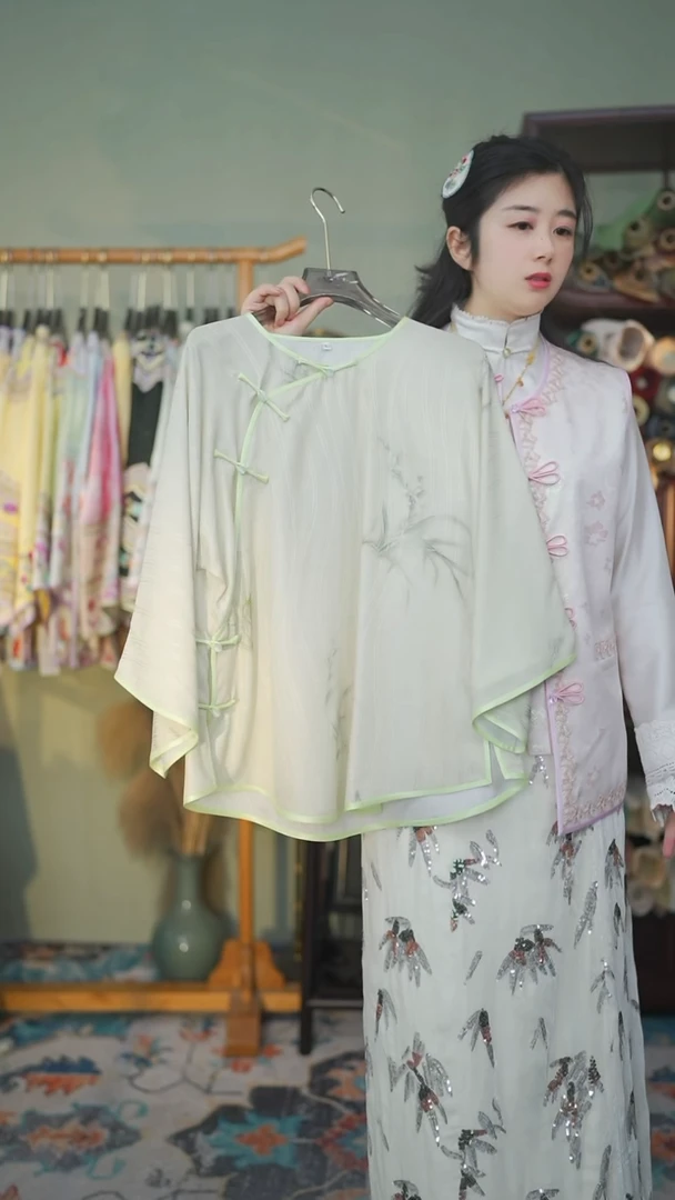 【闪购商品】织绣单层绿色上衣小码