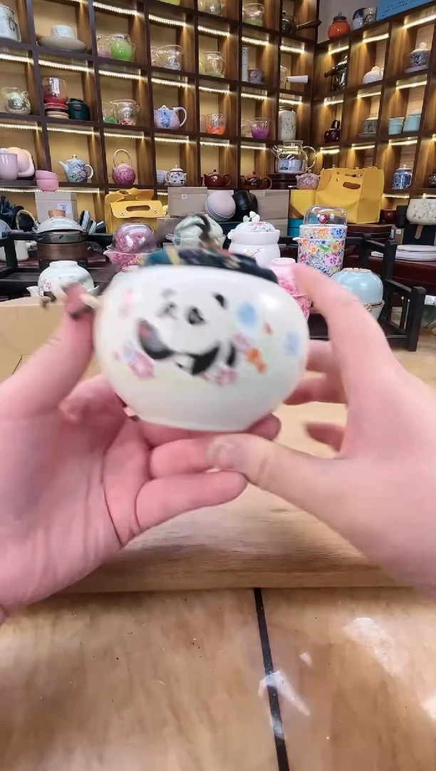 【闪购商品】熊猫茶叶罐.。。。。。。。。。。