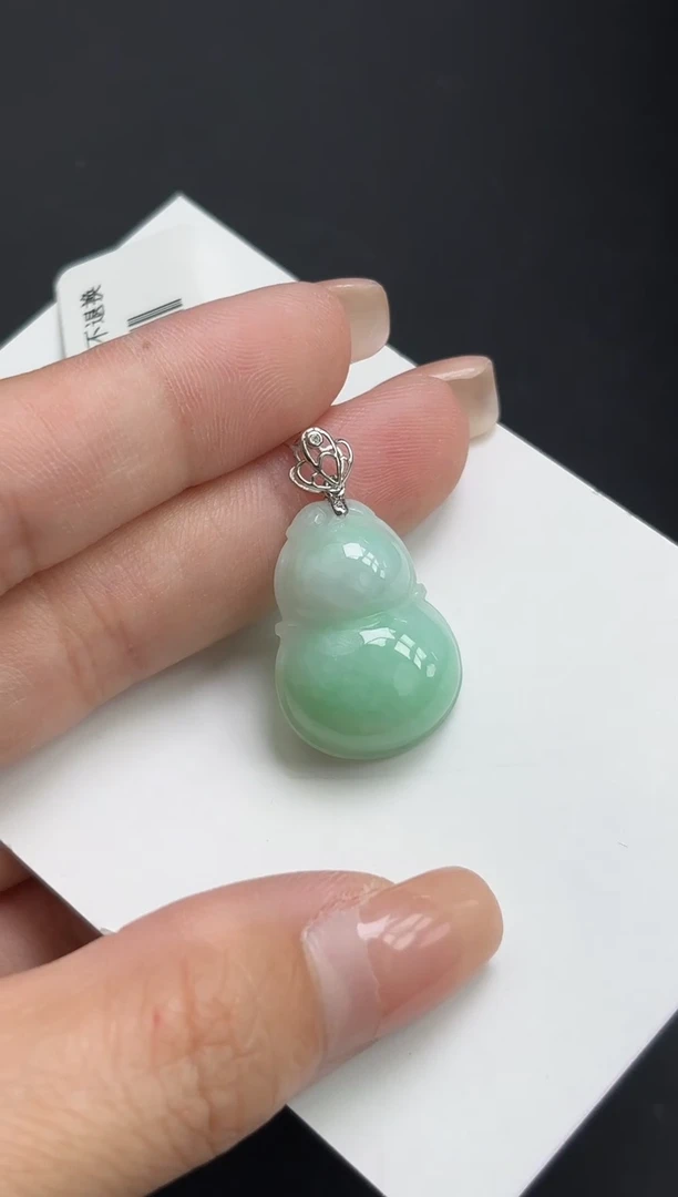 颈饰18K金镶嵌翡翠YM1047-6 葫芦