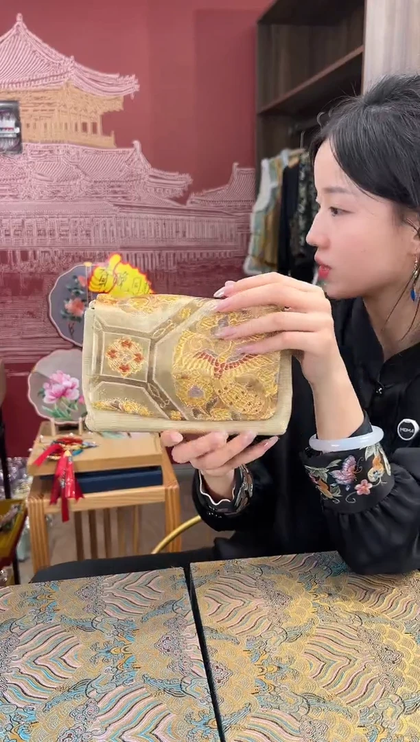 【闪购商品】刺绣苏绣手工刺绣包包