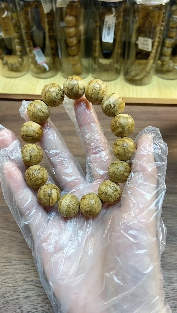 沉香手串卓CM4681达拉干土沉卡15mm天然野单圈