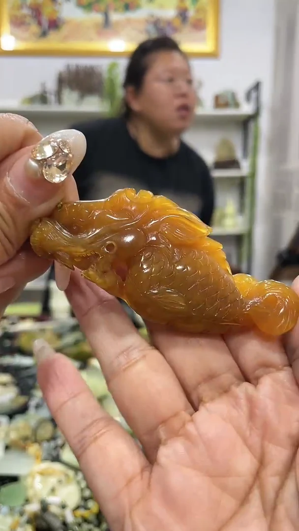 岫玉未镶嵌吊坠