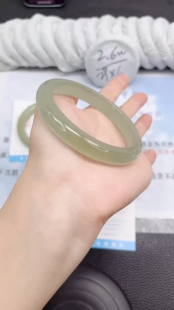 石英质玉手镯未镶嵌320-61.1