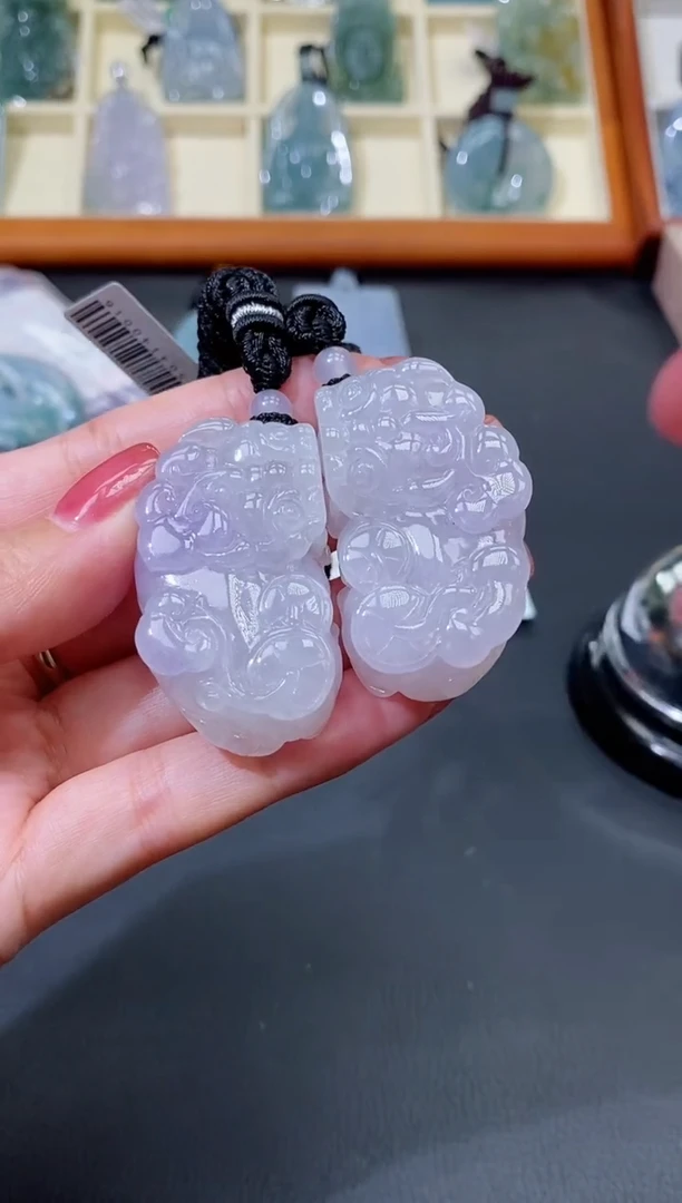翡翠未镶嵌颈饰缅甸天然翡翠