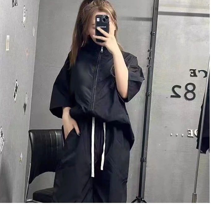 A16款情侣款小立冲锋衣短袖+短裤两件套（不区分刺绣图案）