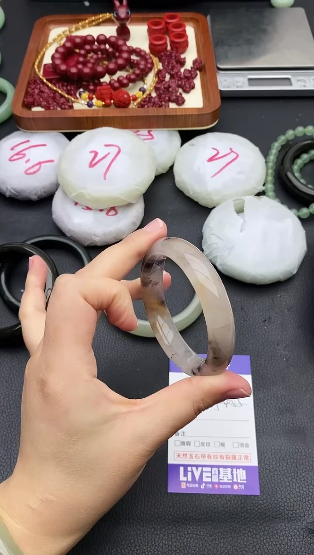 未镶嵌手镯石英质玉128+54/55