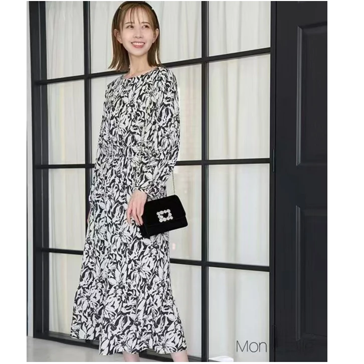 C207【朵拉外贸】R0PE家合作款 艺术压褶、通勤优雅气质  连衣裙