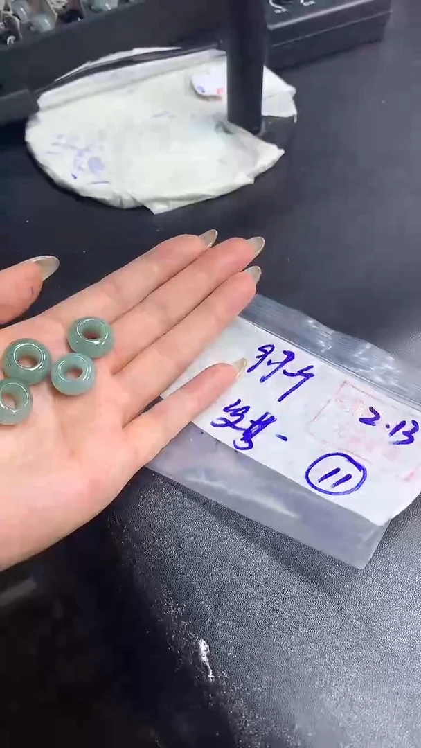 【闪购商品】定制翡翠甜甜圈未镶嵌11 定制毛货多样性发货拍一发一