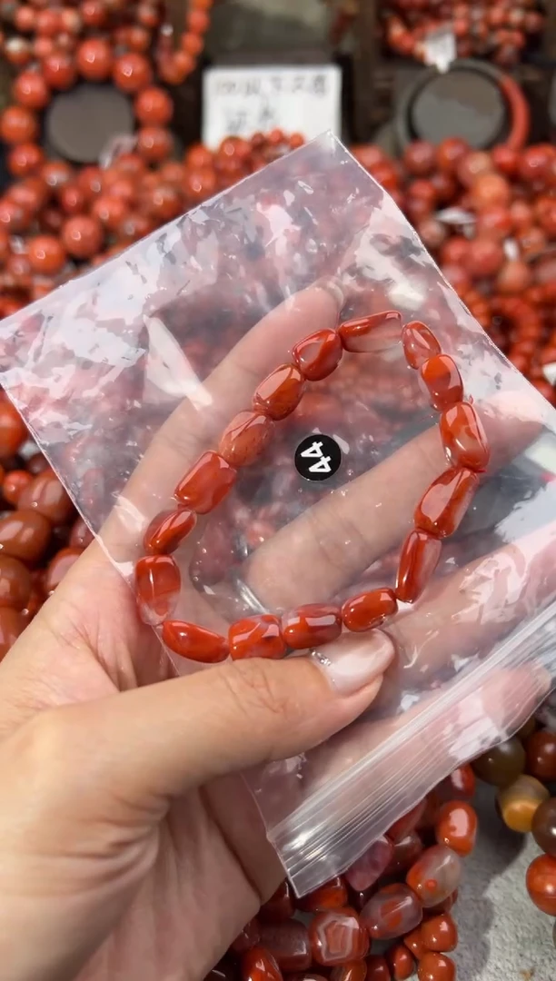 未镶嵌手串南红玛瑙6+