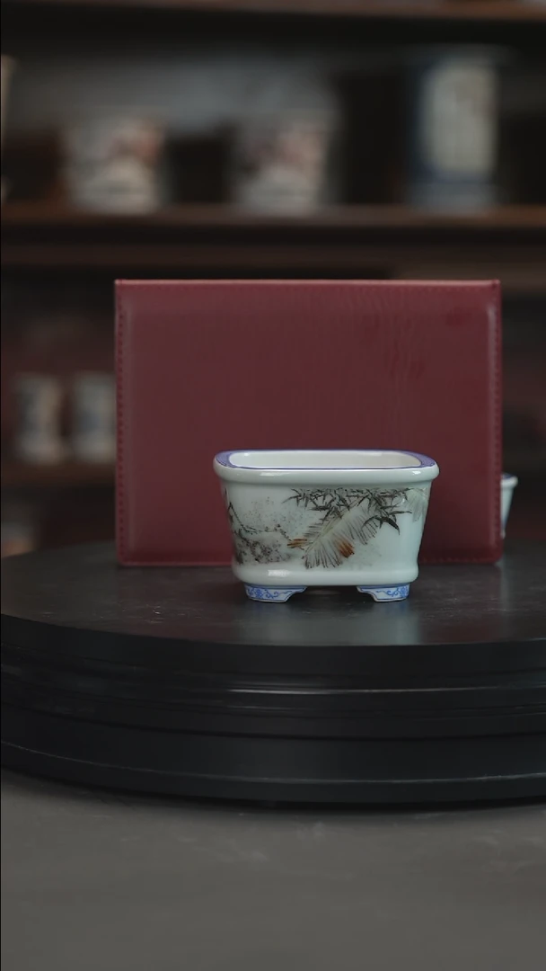 福利釉下粉彩手绘盆福利釉下粉彩手绘盆