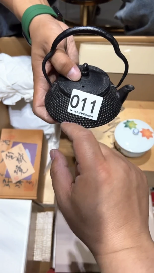 瓷片011..............