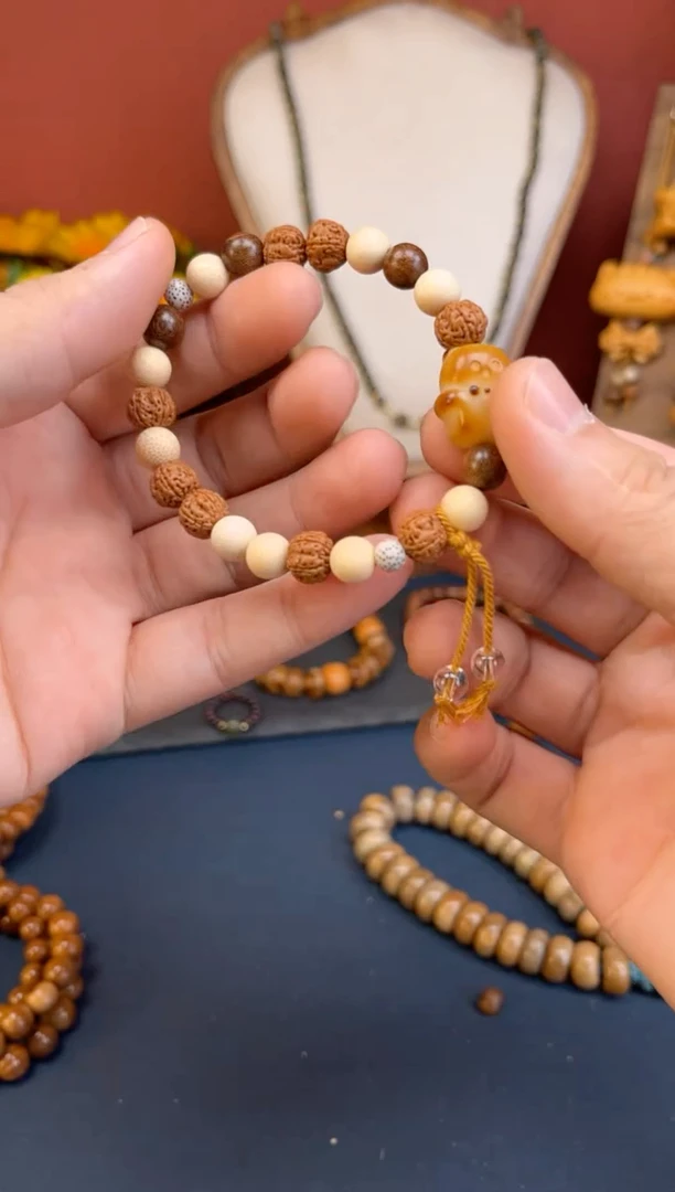 非洲檀香无事牌秋意浓