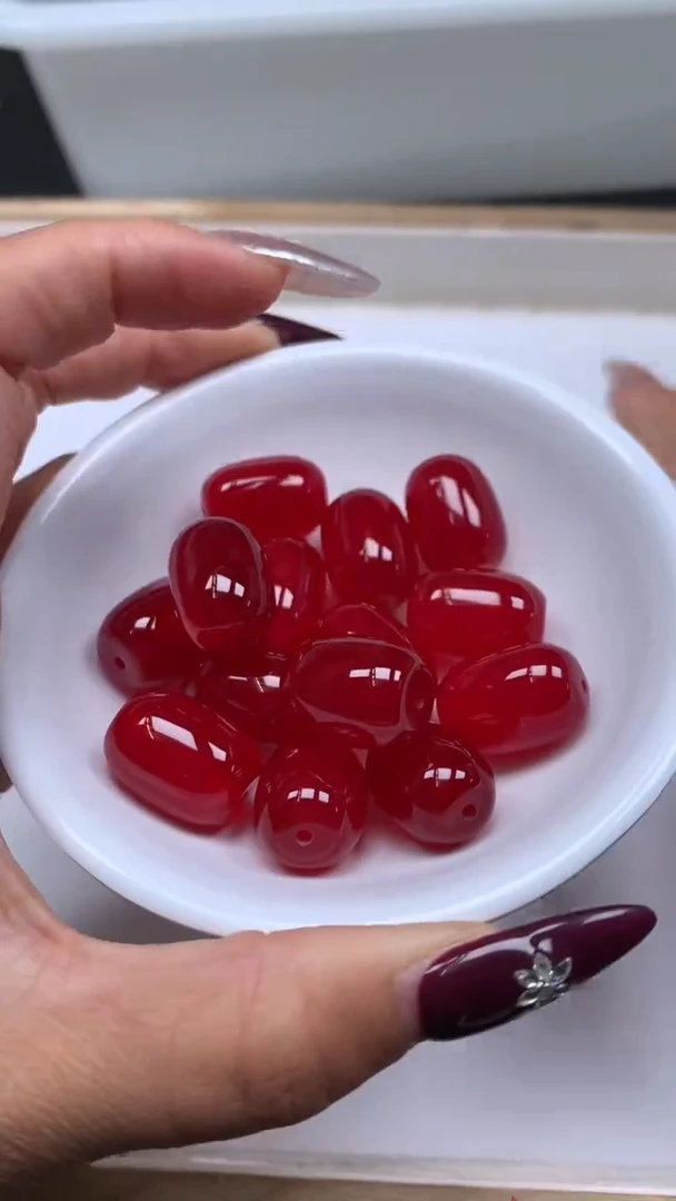 未镶嵌散珠玛瑙/玉髓B549 鸽血红 枣珠13*18mm1个6.8元